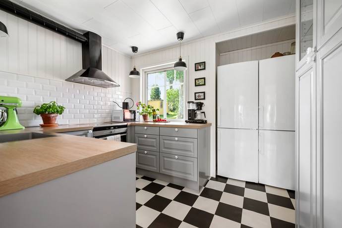 5 rum Villa på Åsbovägen 1 Örby Marks kommun - bild 14