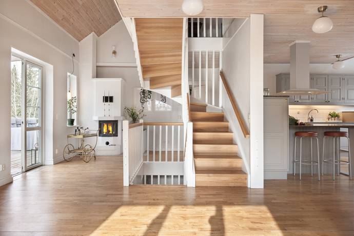 7 rum Villa på Tuna 46 Enhörna Södertälje kommun - bild 20