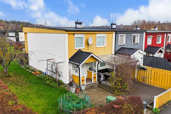 Storskiftesvägen 104, Botkyrka Alby, Botkyrka kommun