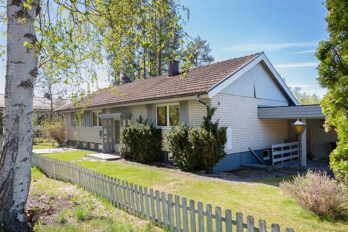 Blodstensgatan 9, Södra Björksätra, Sandvikens kommun