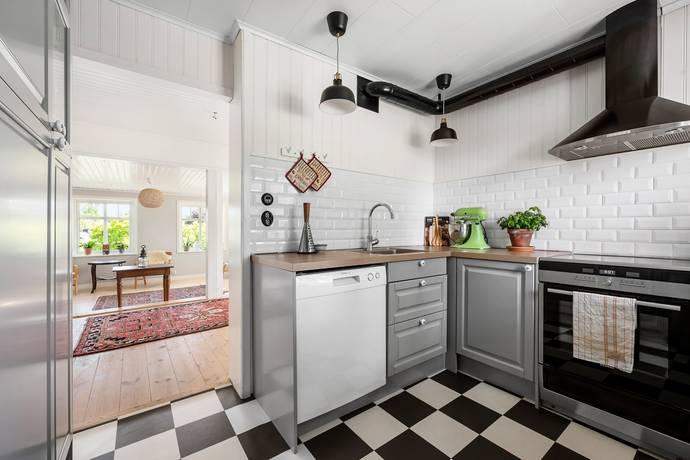 5 rum Villa på Åsbovägen 1 Örby Marks kommun - bild 15
