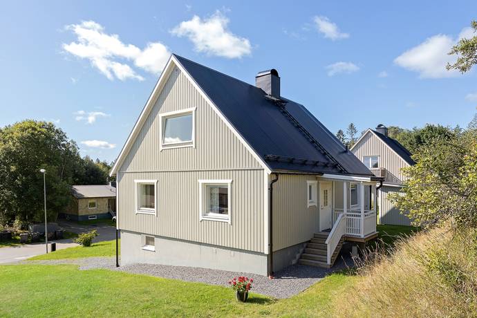 5 rum villa på Rönngatan 10 Hälletorp, Härnösands kommun - bild 1