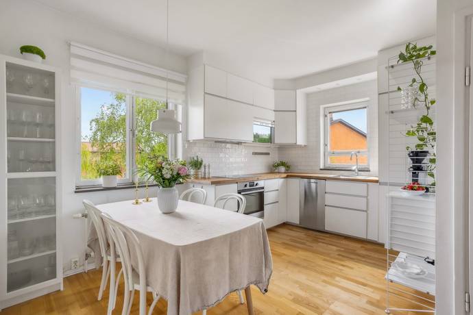 2 rum Lägenhet på Dukvägen 40 3tr Bromma / Riksby Stockholms kommun - bild 1