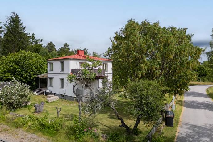 4 rum villa på Industrivägen 5 Totebo, Västerviks kommun - bild 1