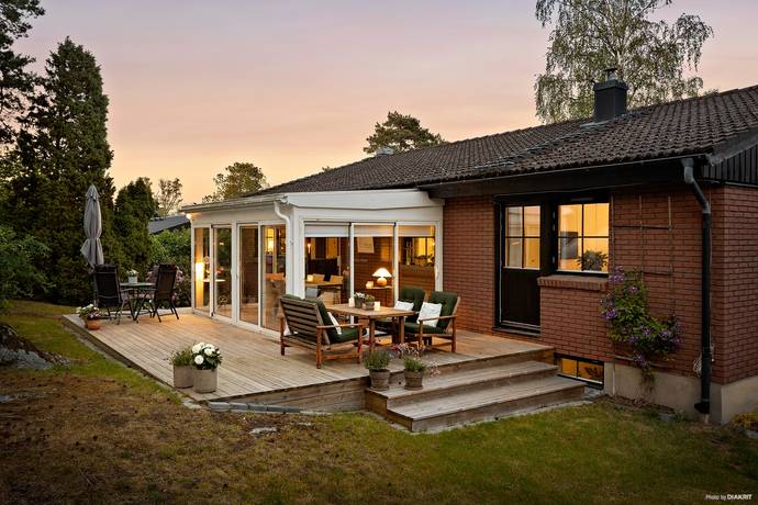 6 rum villa på Forsvägen 42 Skarpäng, Täby kommun - bild 2