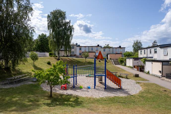 5 rum Radhus på Våruddsringen 60 Skärholmen - Vårberg Stockholms kommun - bild 38