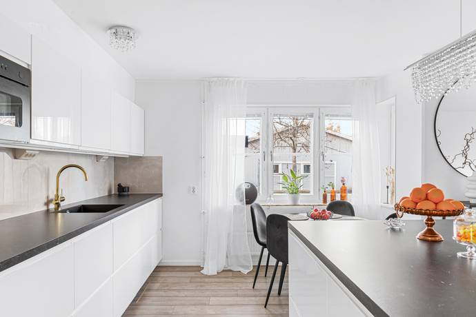 2 rum Lägenhet på Västgötaresan 42B Sävja Uppsala kommun - bild 10