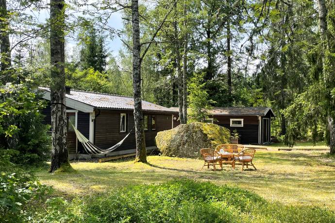 3 rum vinterbonat fritidshus på Bodavägen 13 Sundänge, Köpings kommun - bild 1