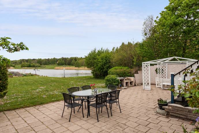 3 rum Vinterbonat fritidshus på Gummarövägen 4 Gummarön Norrtälje kommun - bild 1