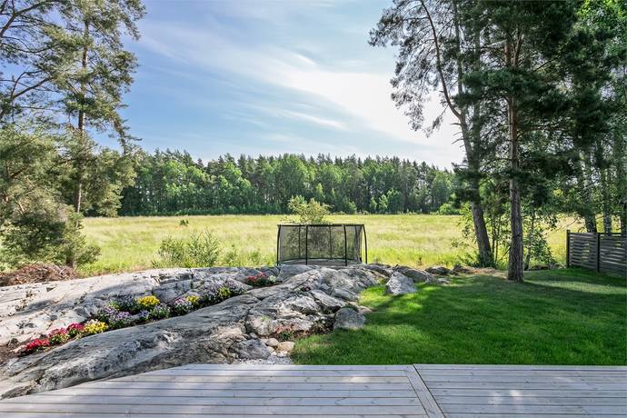 4 rum parhus på Husbytorpsvägen 24B Bro - Mälarstad, Upplands-Bro kommun - bild 2