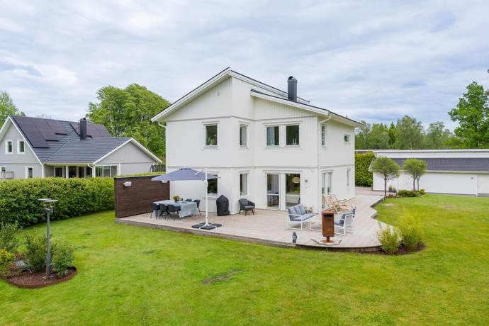 5 rum villa på Anders Danielssons väg 31 Sparsör, Borås kommun - bild 1
