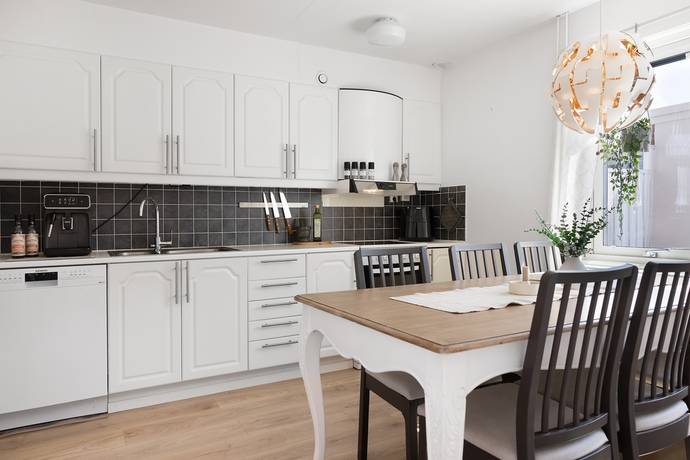 5 rum radhus på Bäckvägen 108 Arlöv, Burlövs kommun - bild 3
