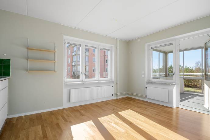 3 rum Lägenhet på Bergmossevägen 23, vån 2 Gustavsberg Holmviksskogen Värmdö kommun - bild 4