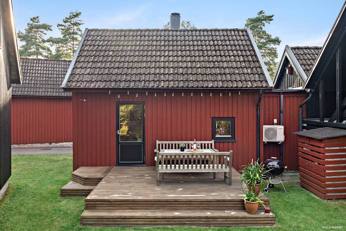 2 rum lägenhet på Femte Tvärgatan 10 (stuga 63) Havsbaden, Ängelholms kommun - bild 1