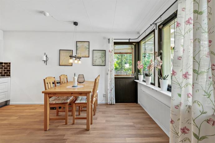 5 rum Villa på Bibacken 83 Länna Uppsala kommun - bild 7
