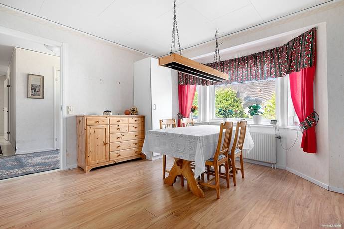 4 rum villa på Trastvägen 4 Rydal, Marks kommun - bild 3