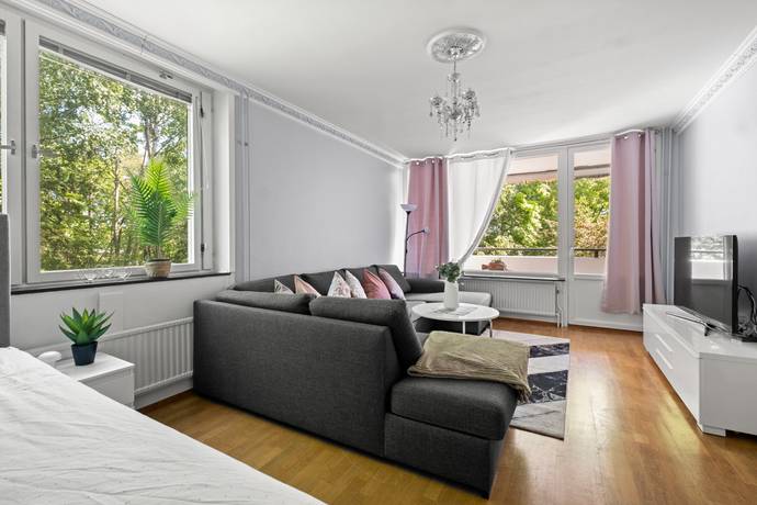 2 rum Lägenhet på Gränsholmsbacken 2 Vårberg/Skärholmen Stockholms kommun - bild 2