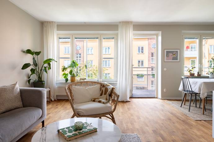 3 rum lägenhet på Ystadsvägen 115, 2 tr Björkhagen, Stockholms kommun - bild 1