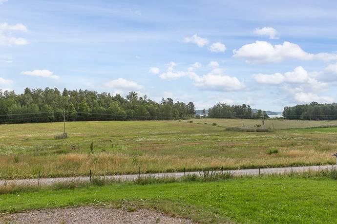 7 rum gård/skog på Edesta 33 Mölnbo, Södertälje kommun - bild 5