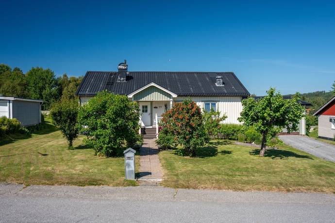 5 rum villa på Rödstaringen 77 Centralt Sollefteå, Sollefteå kommun - bild 2