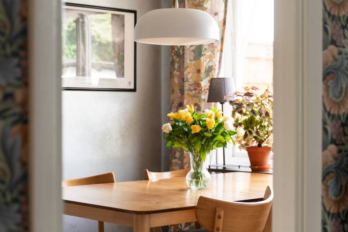 5 rum radhus på Bronsdolksgatan 5 Brandthovda, Västerås kommun - bild 5