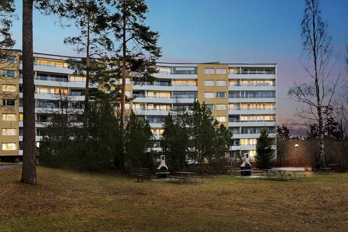 4 rum lägenhet på Lädersättravägen 107 Kallhäll, Järfälla kommun - bild 3
