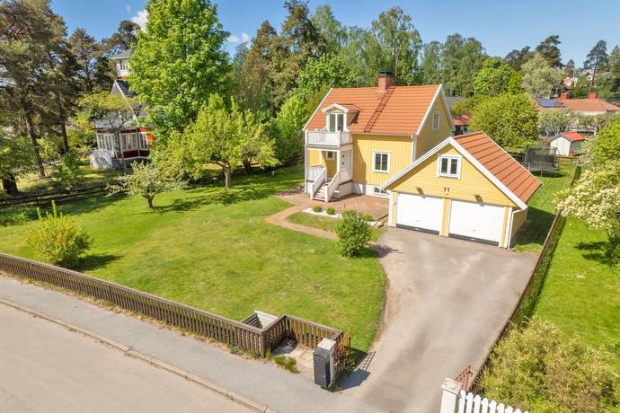 Sagovägen 11, Hagaberg, Södertälje kommun