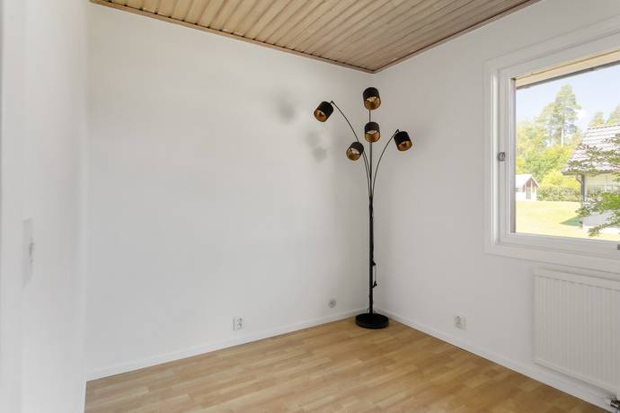 8 rum Villa på Falkstigen 10 Klöxhult Älmhults kommun - bild 33