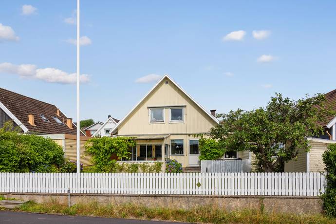 5 rum villa på Blåklockevägen 5 Bohus-Björkö, Öckerö kommun - bild 1