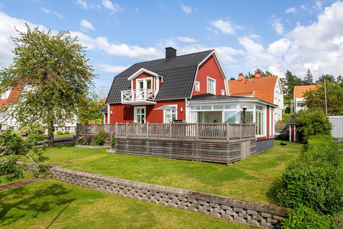 6 rum villa på Runnerydsgatan 14 Egnahem, Nässjö kommun - bild 1