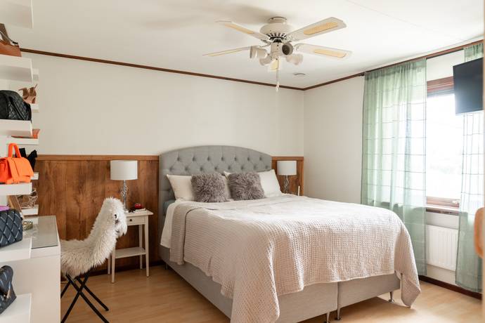 5 rum Villa på Usterstavägen 42 Näs Hallstahammars kommun - bild 12