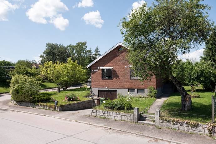 4 rum villa på Törnrosvägen 1 Tuna, Hallstahammars kommun - bild 4