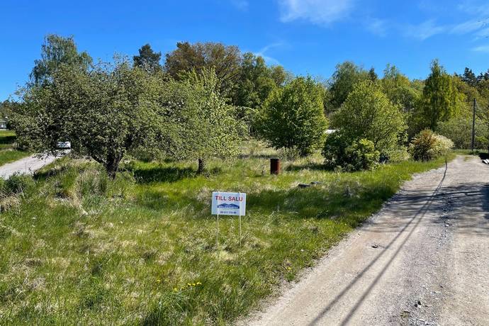 tomt på Rönnebovägen 21B Färentuna / Ekerö, Ekerö kommun - bild 1