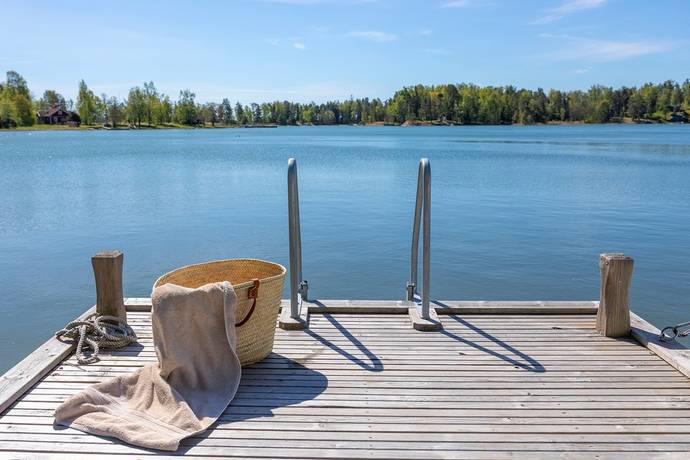 2 rum fritidshus på Hemmarö Söderäng 2 Hemmarö Kuggviken, Norrtälje kommun - bild 2