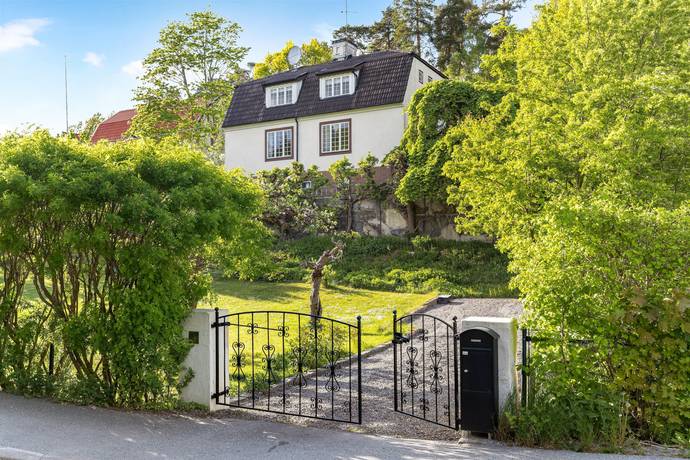 7 rum villa på Gåshagavägen 51 Killinge, Lidingö kommun - bild 1
