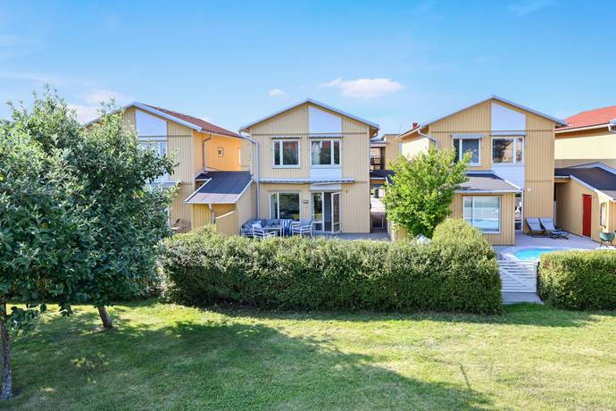 5 rum kedjehus på Nidarosslingan 5 Skälby, Järfälla kommun - bild 1