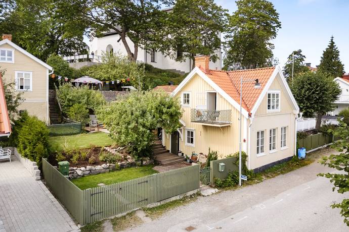 6 rum villa på Strandvägen 3 Mariefred, Strängnäs kommun - bild 2