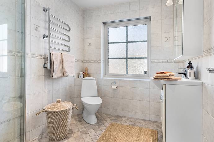 5 rum Villa på Nystedts väg 23 Hammarö kommun - bild 29