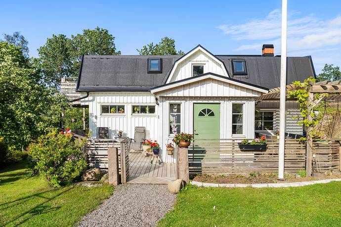 4 rum villa på Karls väg 6 Trollhättan, Lilla Edets kommun - bild 1