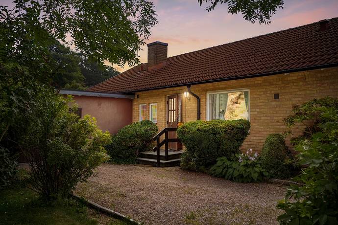 5 rum villa på Soldatvägen 23 Västra Bodarna, Alingsås kommun - bild 1