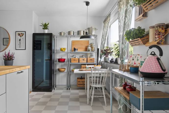 3 rum lägenhet på Folkungavägen 21 Häggvik, Sollentuna kommun - bild 2
