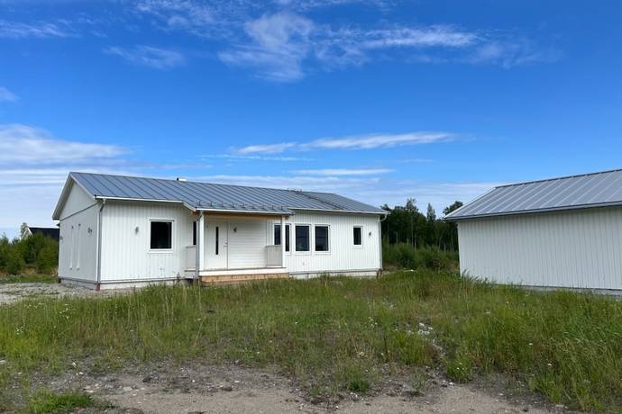 4 rum villa på Boviksbadet 132 Boviken, Skellefteå kommun - bild 1