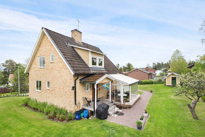 6 rum villa på Norra Långåsvägen 21 Björklinge, Uppsala kommun - bild 4