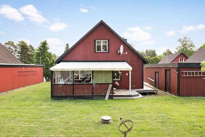 5 rum villa på Johannavägen 18 Hallstavik, Norrtälje kommun - bild 1