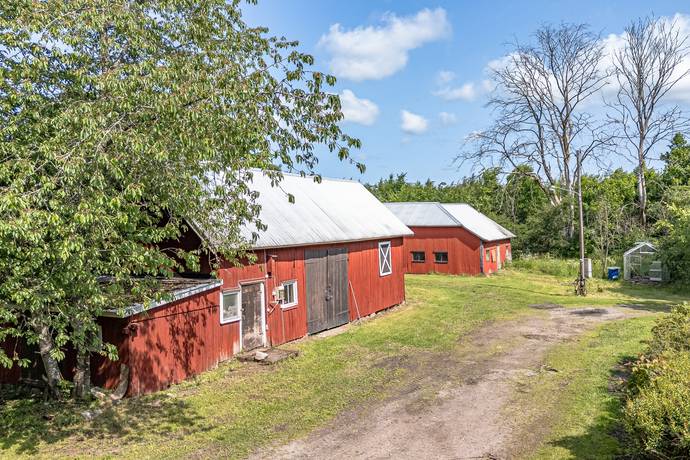 8 rum Gård med jordbruk på Fyrunga Björkbacka 1 Fyrunga Vara kommun - bild 3