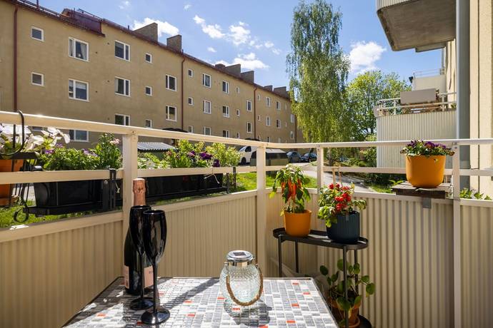 2 rum lägenhet på Skåpvägen 11 Gubbängen, Stockholms kommun - bild 2