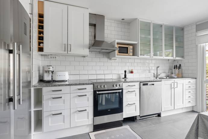 7 rum radhus på Grönbetevägen 40 Hässelby Södra Villastad, Stockholms kommun - bild 5