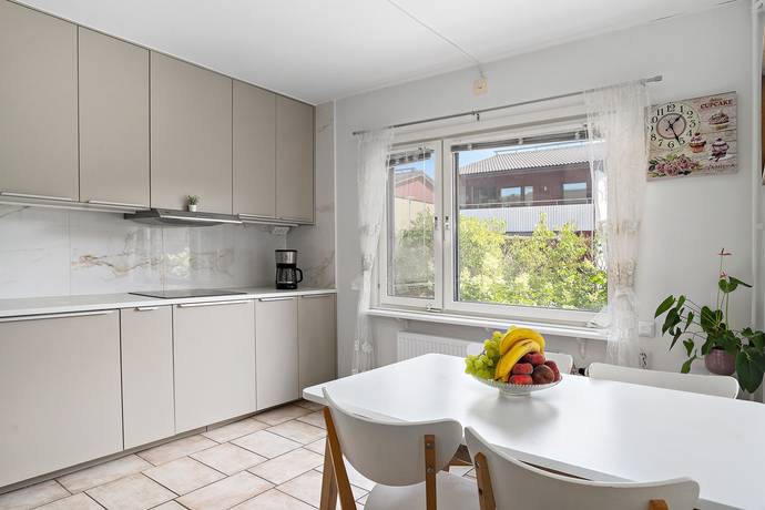2 rum lägenhet på Legendgatan 21 Hisings Backa, Göteborgs kommun - bild 2