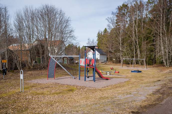 5 rum Villa på Skogsbogatan 8 Karlholm Tierps kommun - bild 33