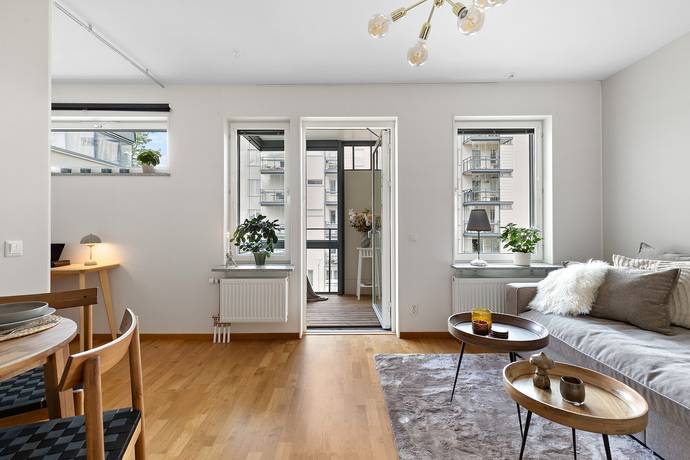 1 rum lägenhet på Drottning Kristinas Esplanad 63 Ulriksdal, Solna kommun - bild 1